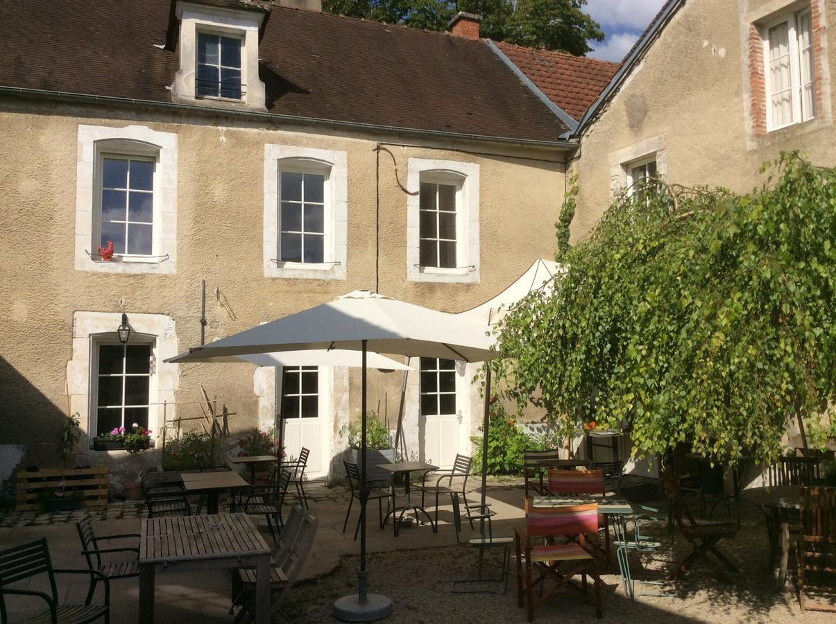 La Basse Cour Hotel Tanlay Exterior photo